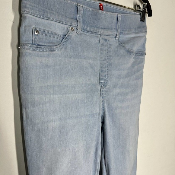 Spanx Sz MP but more like a SP or XS Petite Flare Pull On Jeans Light Wash - Picture 8 of 12